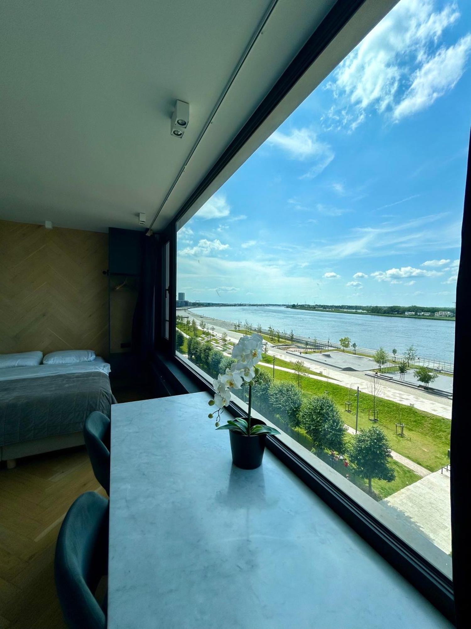 Kaai11 - Lofts & Suites With A View Antwerpen Ngoại thất bức ảnh