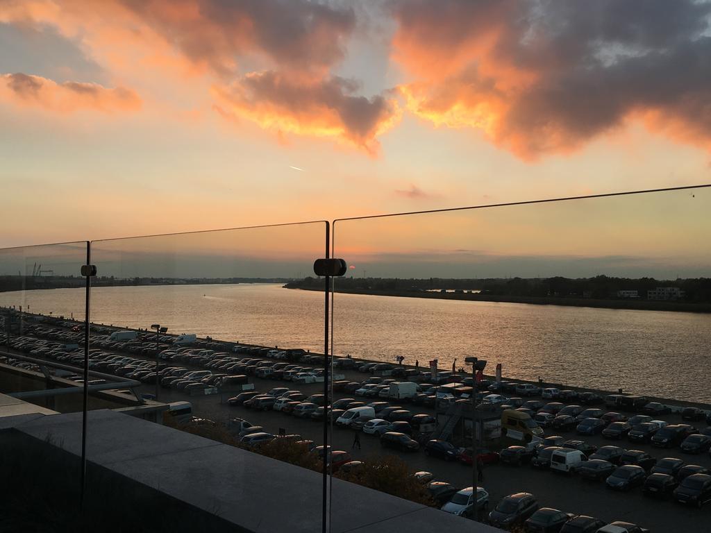 Kaai11 - Lofts & Suites With A View Antwerpen Ngoại thất bức ảnh